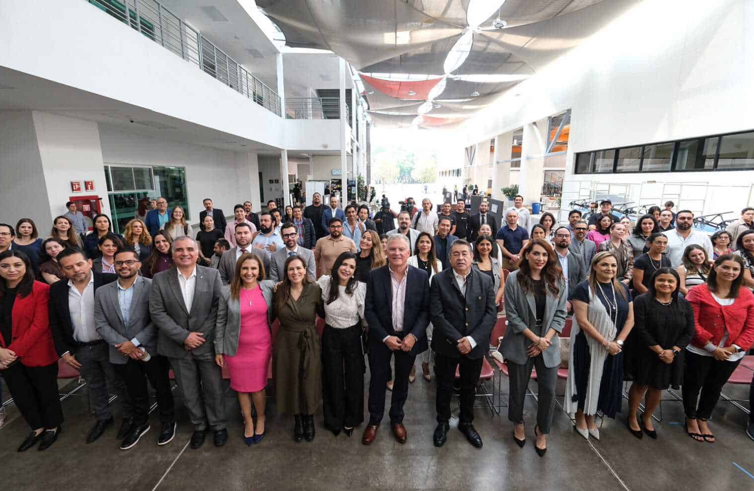 Jalisco lanza plataforma de emprendimiento Jeei